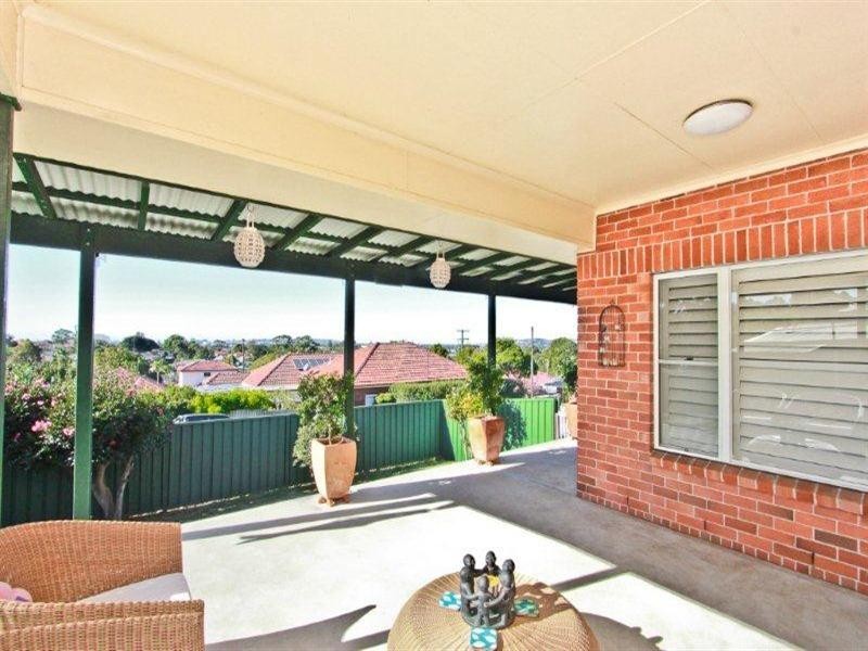 10 Oxley Road, Waratah NSW 2298