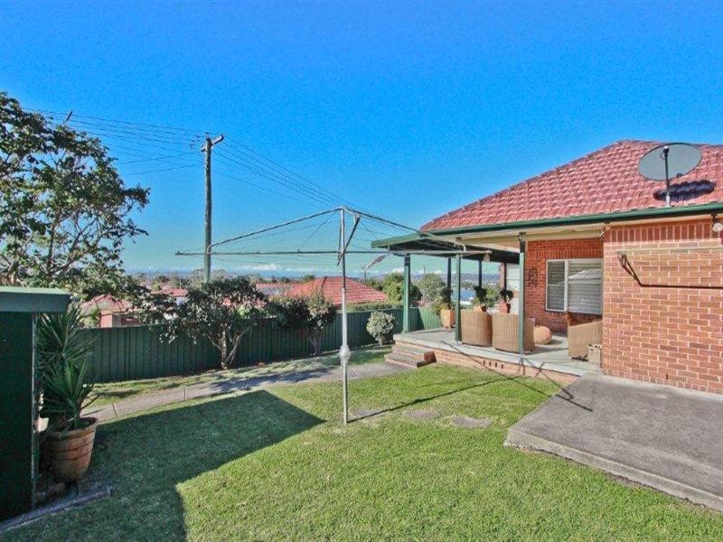 10 Oxley Road, Waratah NSW 2298