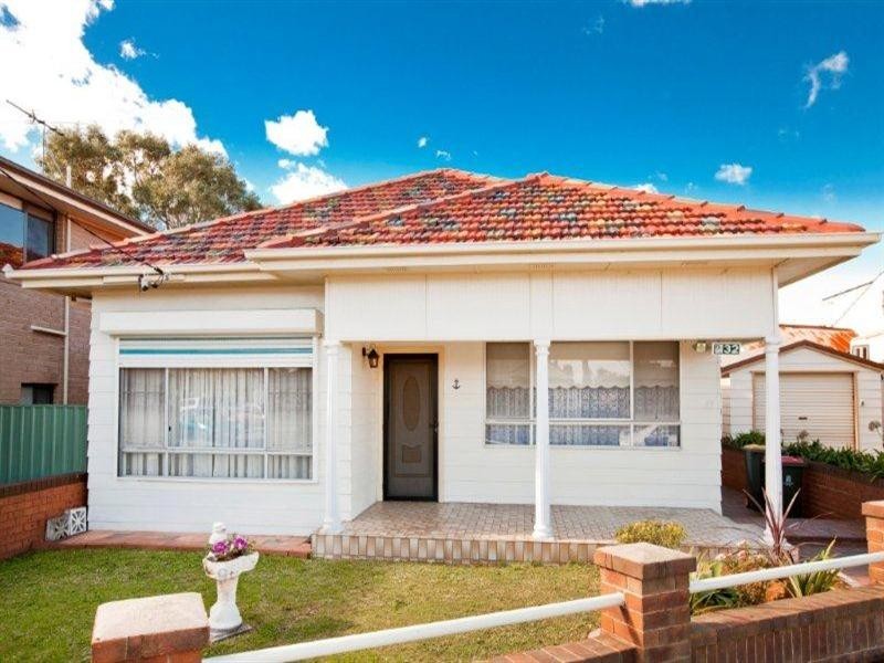 32 Fullerton Street, Stockton NSW 2295