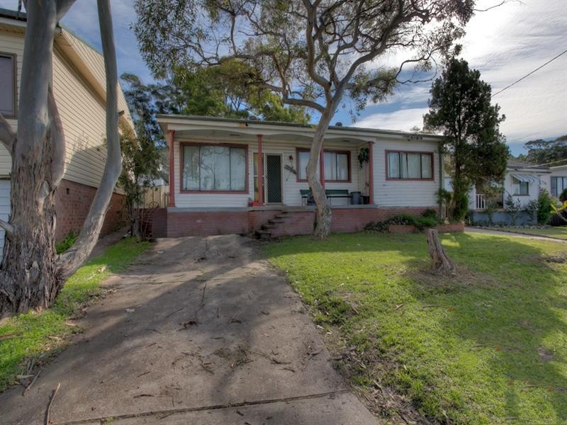 97 Wommara Avenue, Belmont North NSW 2280