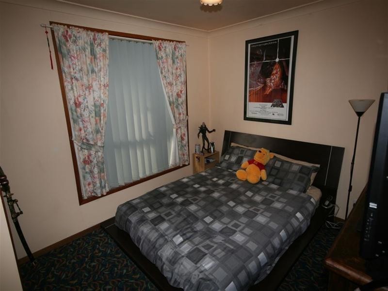 2A Clare Street, Glendale NSW 2285