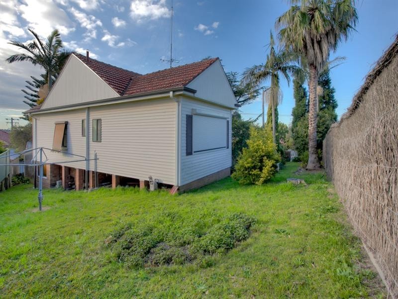64 Westcourt Road, New Lambton NSW 2305