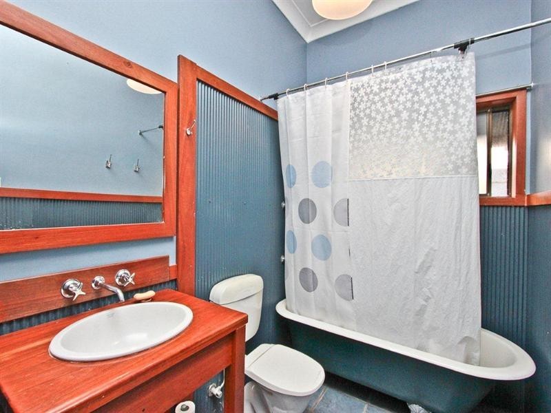 170 Douglas Street, Stockton NSW 2295