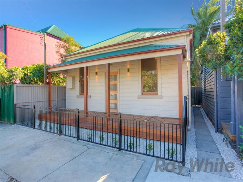 39 Howden Street, Carrington NSW 2294