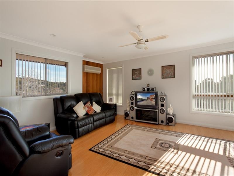 21 Yule Road, Merewether NSW 2291