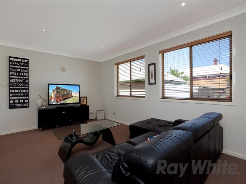 60 Power Street, Islington NSW 2296