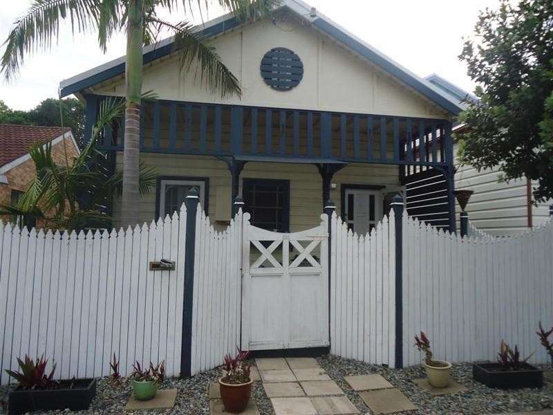 76 Bourke Street, Carrington NSW 2294