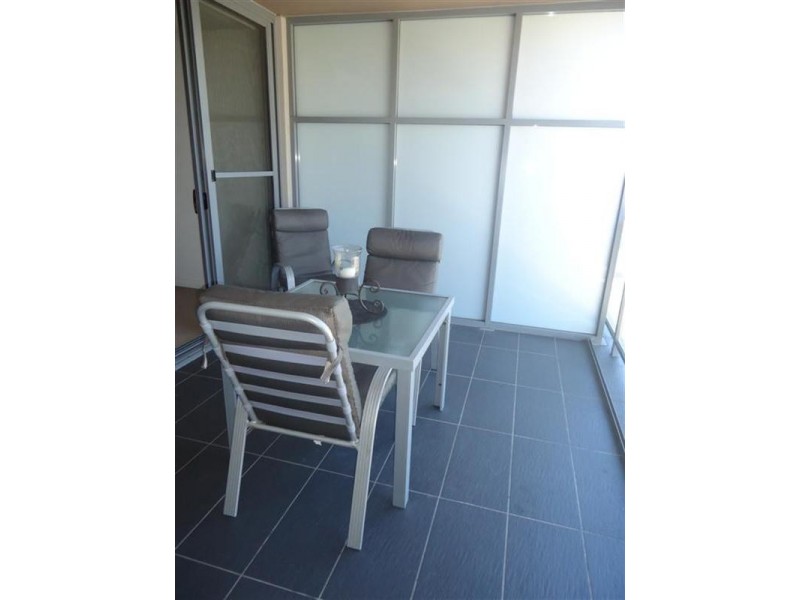 412/335 Wharf Road, Newcastle NSW 2300