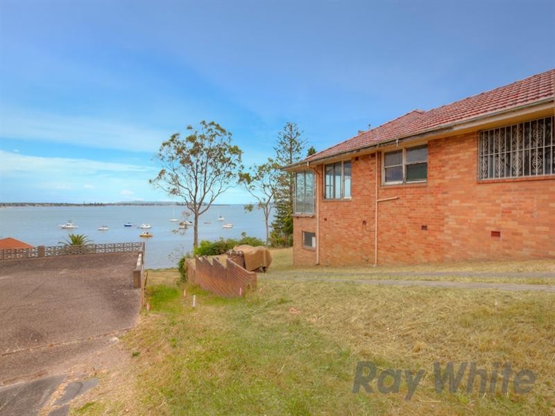 76 Ross Street, Belmont NSW 2280