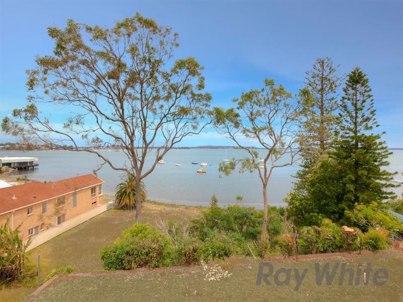 76 Ross Street, Belmont NSW 2280