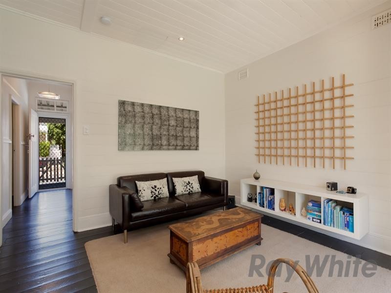 39 Downie Street, Maryville NSW 2293