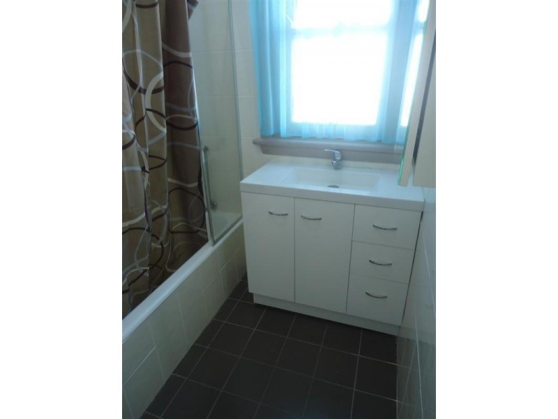 90 Upfold Street, Mayfield NSW 2304