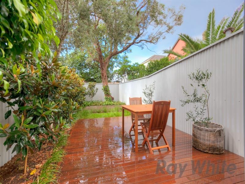 8 Hargrave Street, Carrington NSW 2294