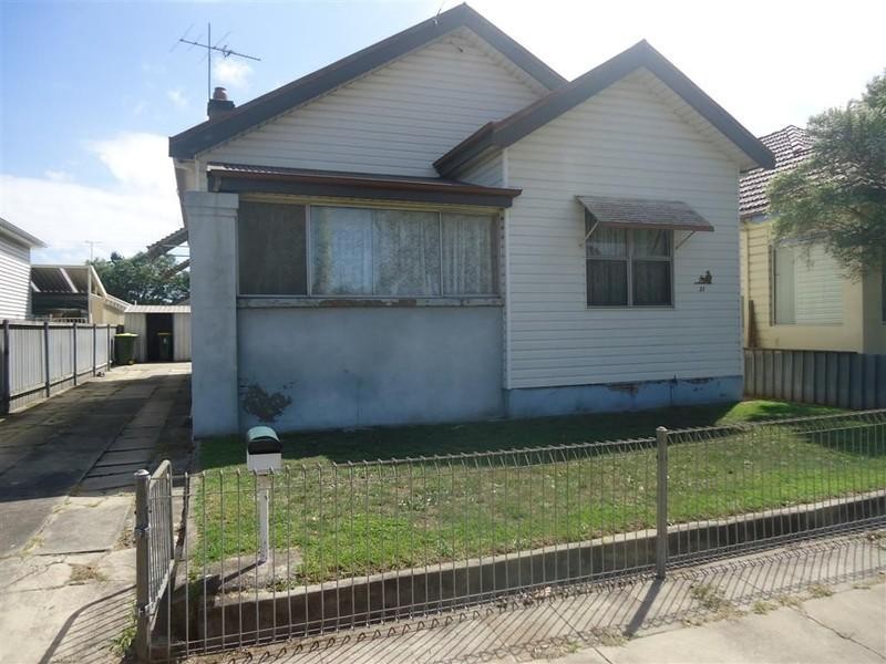 31 Scholey Street, Mayfield NSW 2304