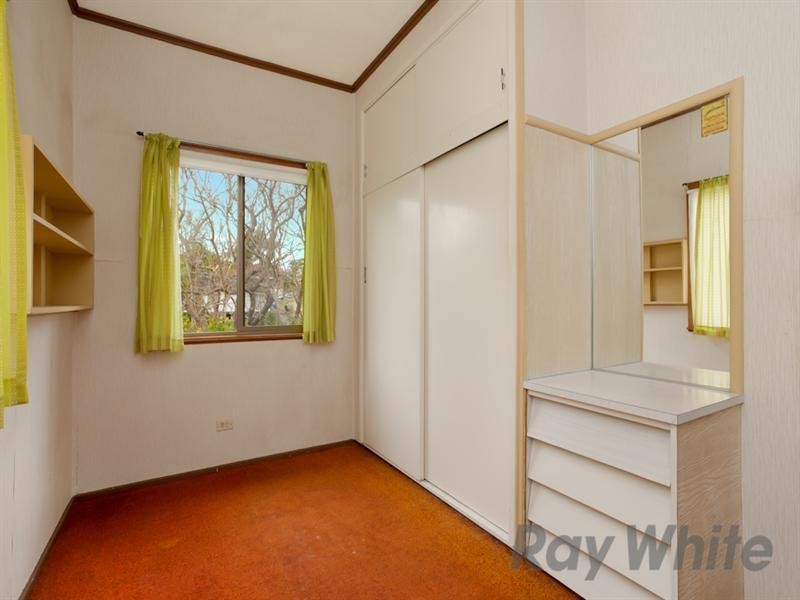 15 Guam Street, Shortland NSW 2307