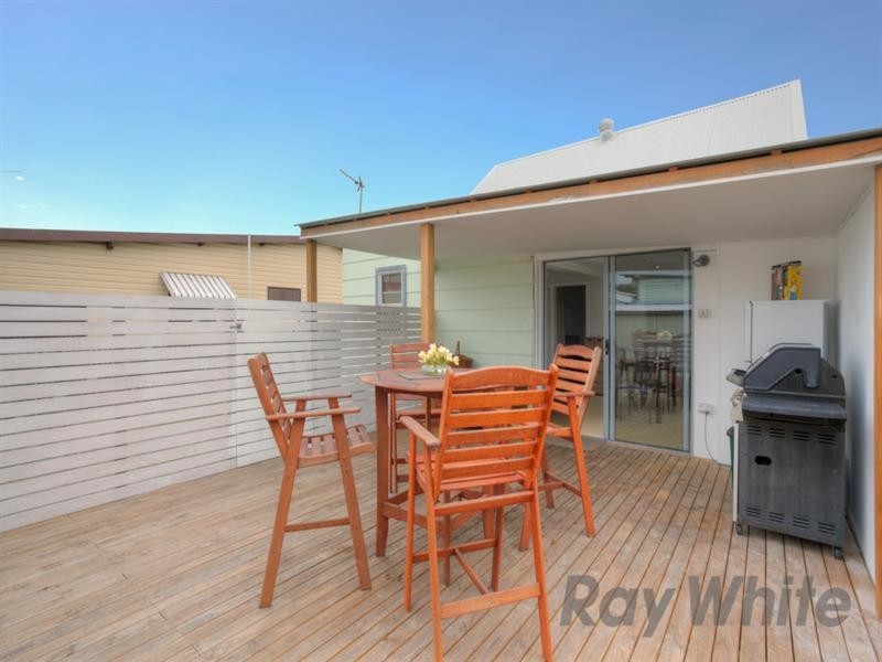 15 Newcastle Street, Stockton NSW 2295