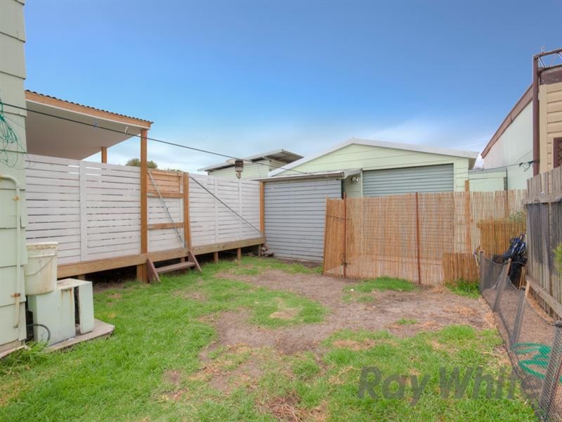 15 Newcastle Street, Stockton NSW 2295