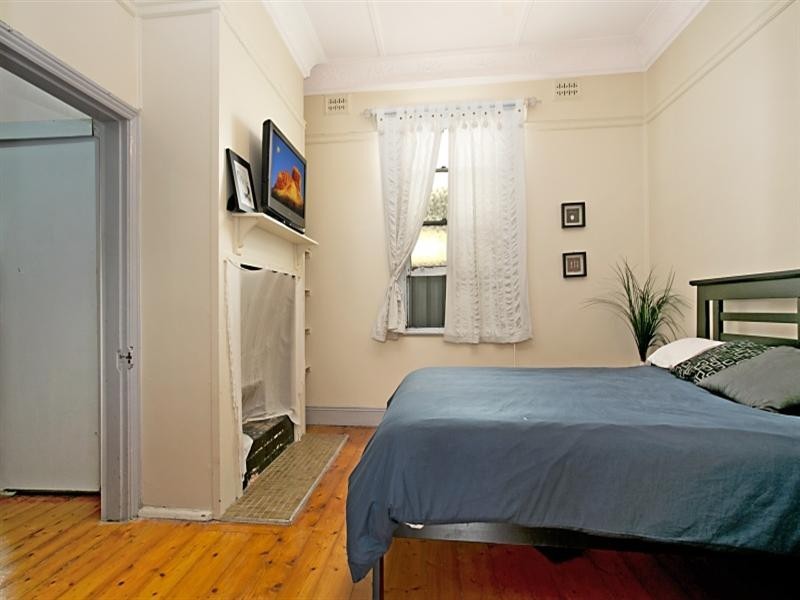 18 Darling Street, Hamilton South NSW 2303