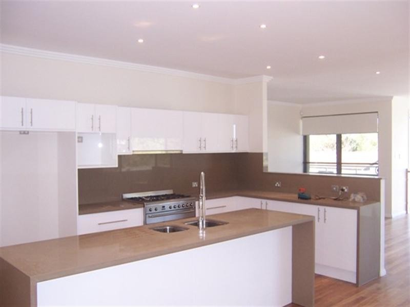 2/386 The Esplanade, Speers Point NSW 2284