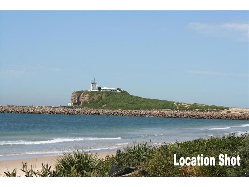 7 Stone Street, Stockton NSW 2295