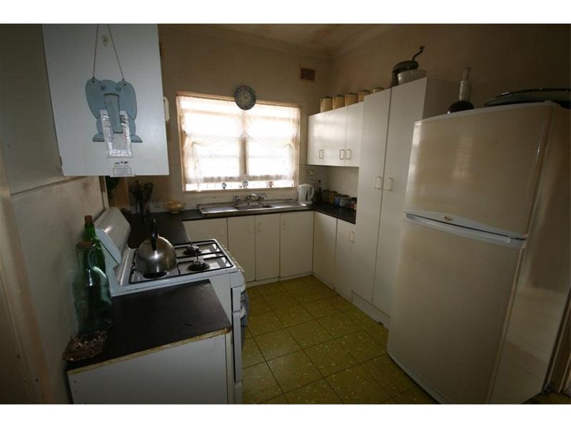 7 Stone Street, Stockton NSW 2295