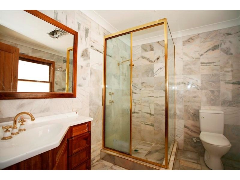 90 Nesca Parade, The Hill NSW 2300