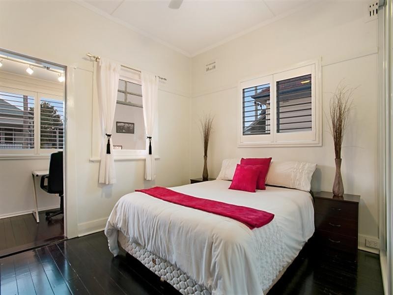 18 Sparke Street, Georgetown NSW 2298