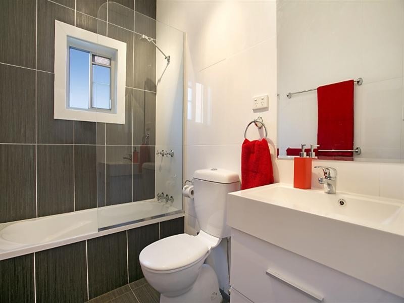 18 Sparke Street, Georgetown NSW 2298