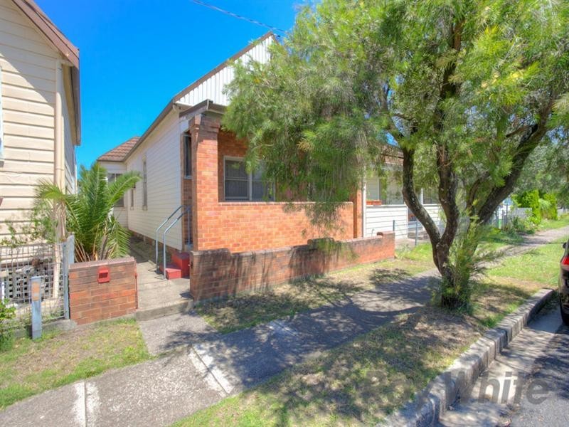 113 Lindsay Street, Hamilton NSW 2303