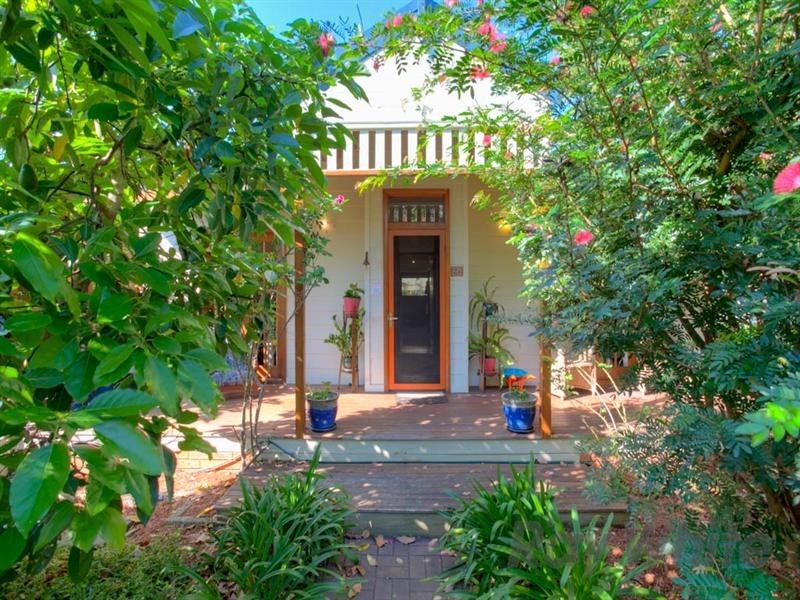 2A The Avenue, Maryville NSW 2293