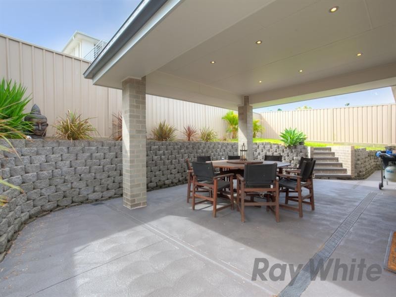 27 Tuckeroo Circuit, Adamstown NSW 2289