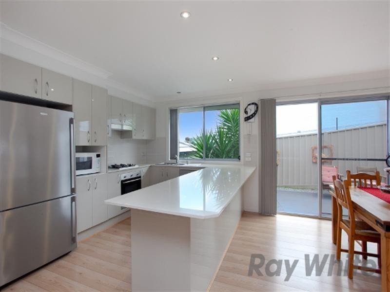 27 Tuckeroo Circuit, Adamstown NSW 2289