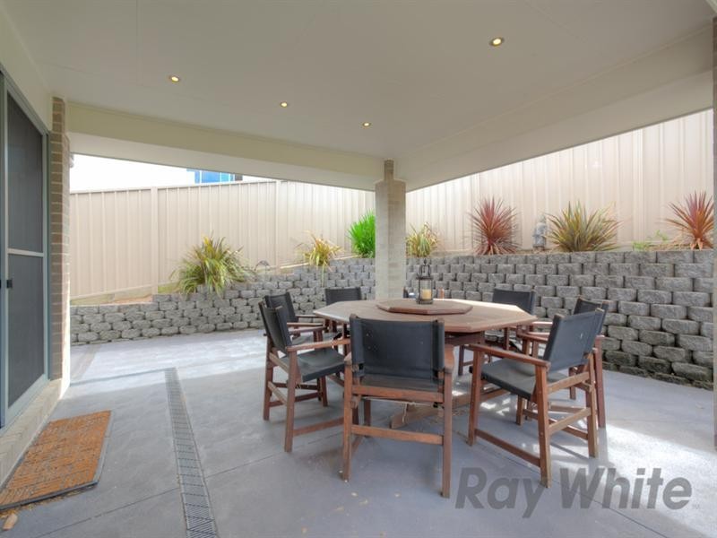 27 Tuckeroo Circuit, Adamstown NSW 2289