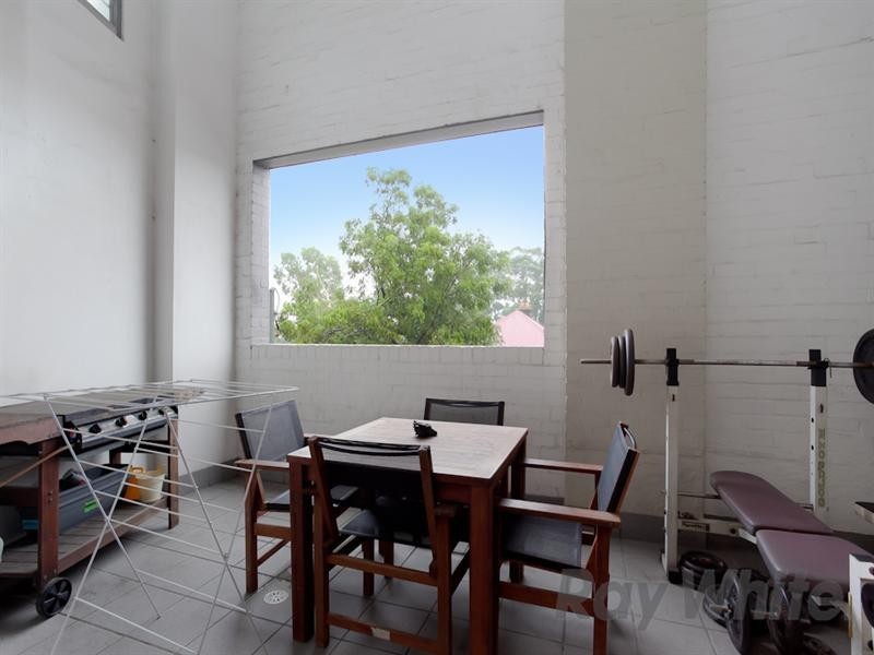 10/92A Young Street, Carrington NSW 2294