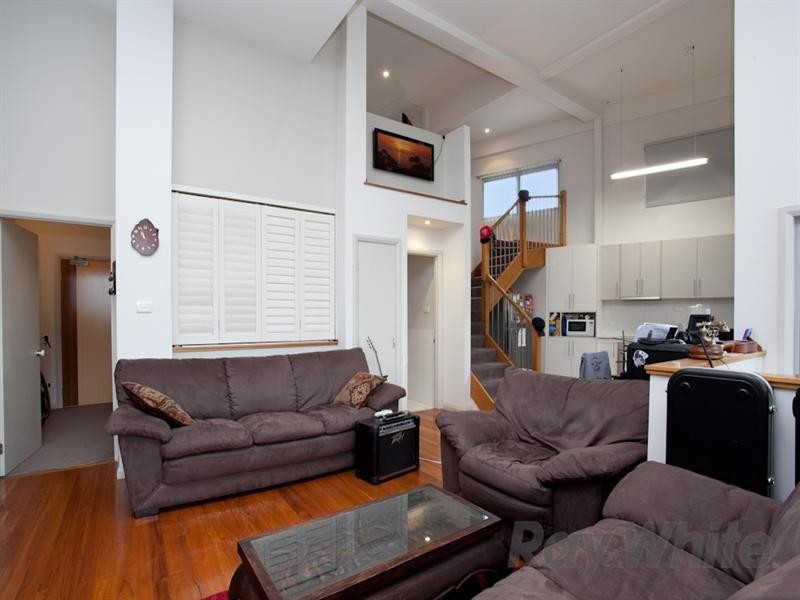 10/92A Young Street, Carrington NSW 2294