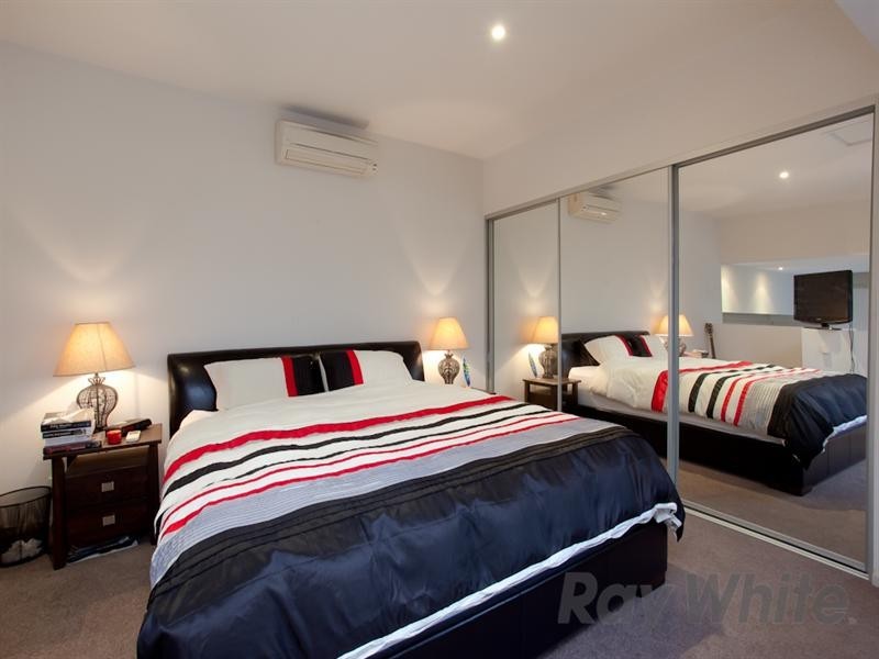 10/92A Young Street, Carrington NSW 2294