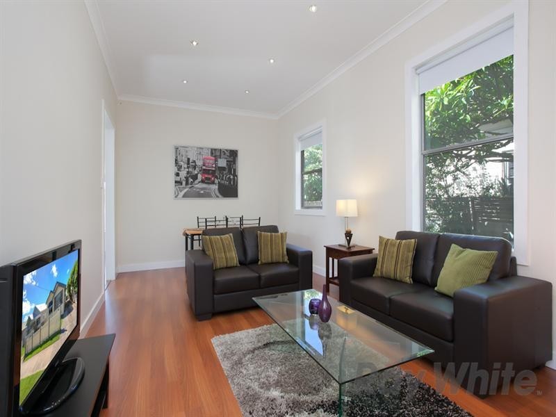 42 Braye Street, Mayfield NSW 2304