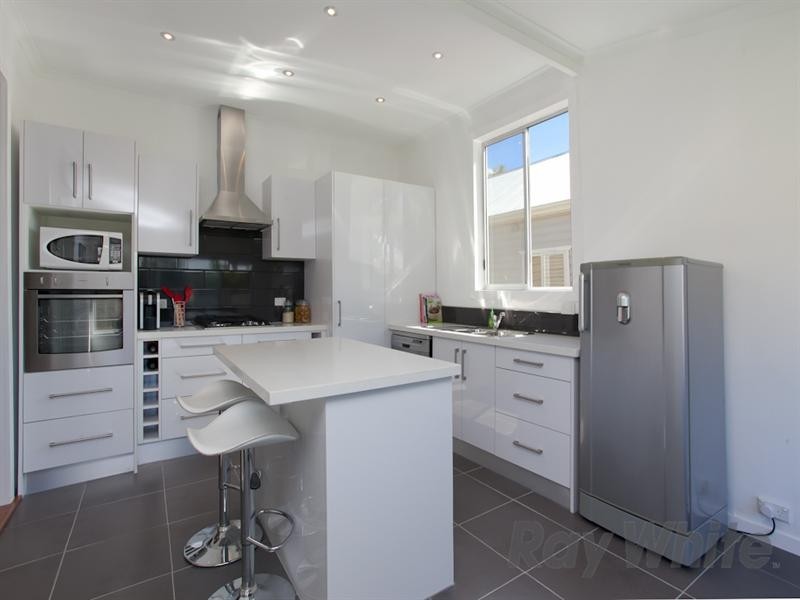 42 Braye Street, Mayfield NSW 2304