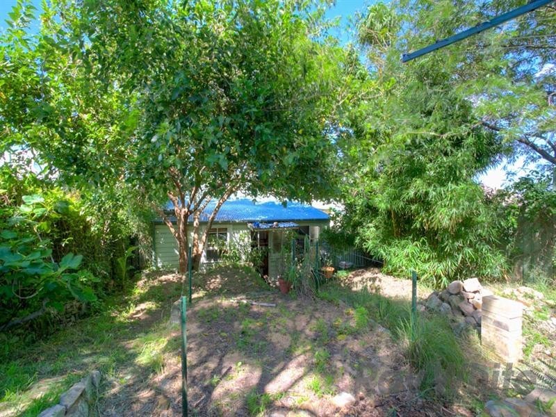 13 Cross Street, Mayfield NSW 2304