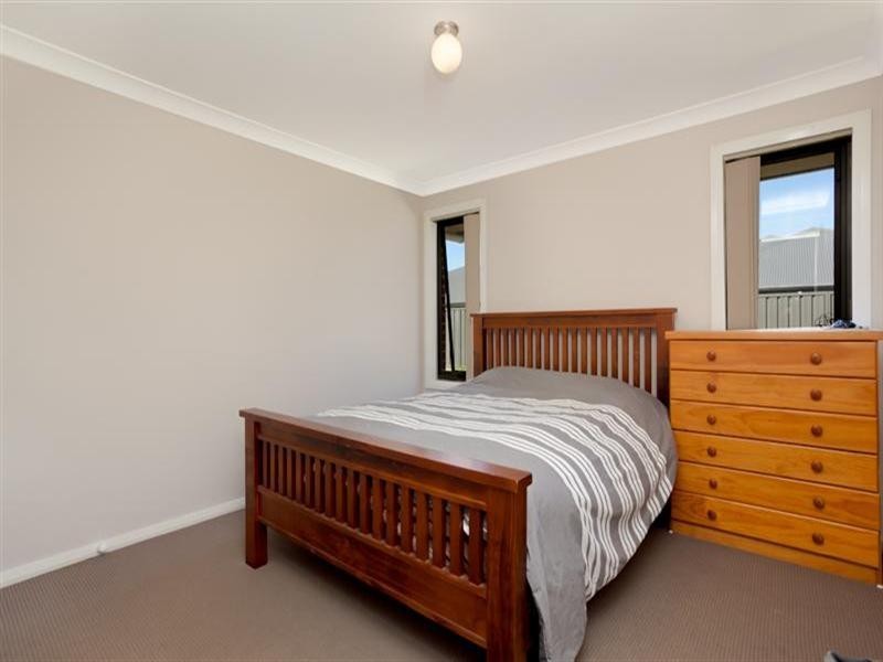 9 Midden Road, Fern Bay NSW 2295