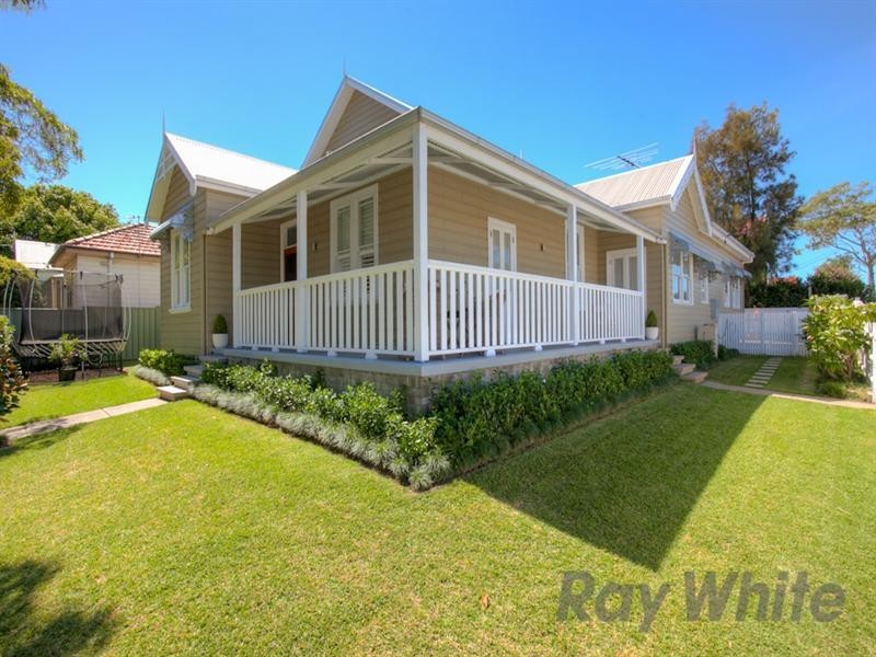 25 Blackall Street, Broadmeadow NSW 2292