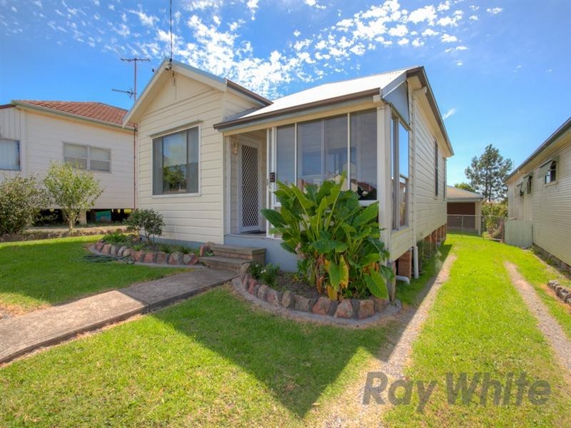 5 Vera Street, Waratah NSW 2298