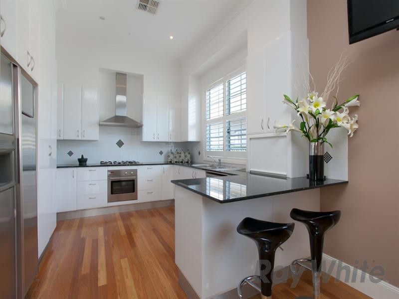 18 Gow Street, Hamilton North NSW 2292