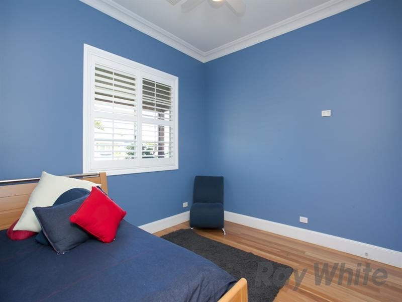 18 Gow Street, Hamilton North NSW 2292