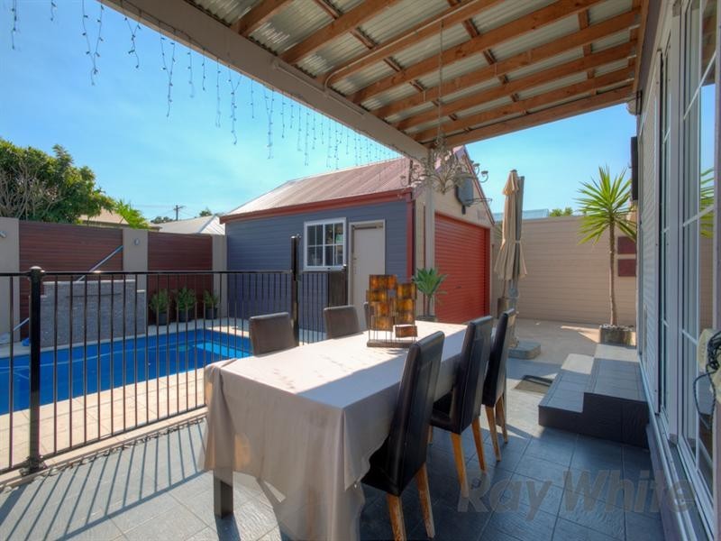 18 Gow Street, Hamilton North NSW 2292