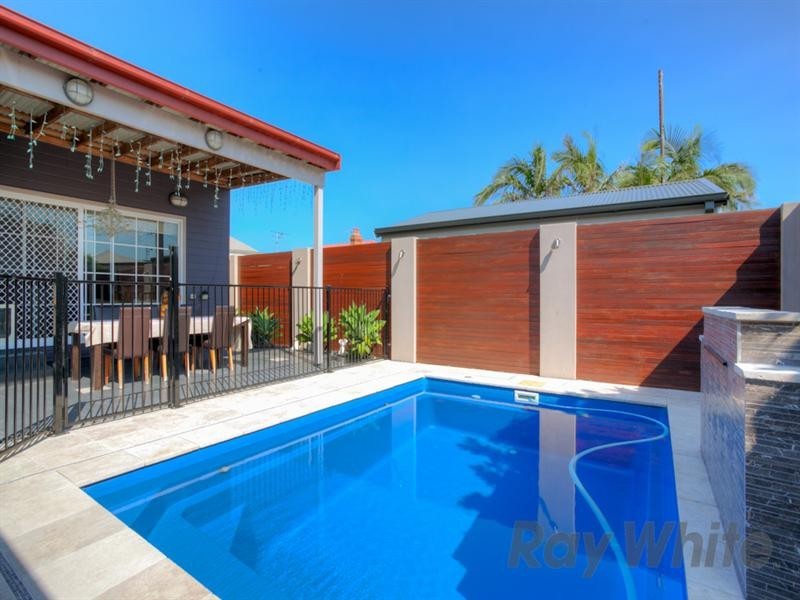 18 Gow Street, Hamilton North NSW 2292