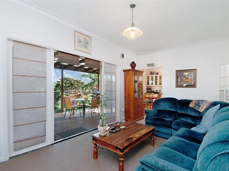33 Northcote Avenue, Swansea Heads NSW 2281