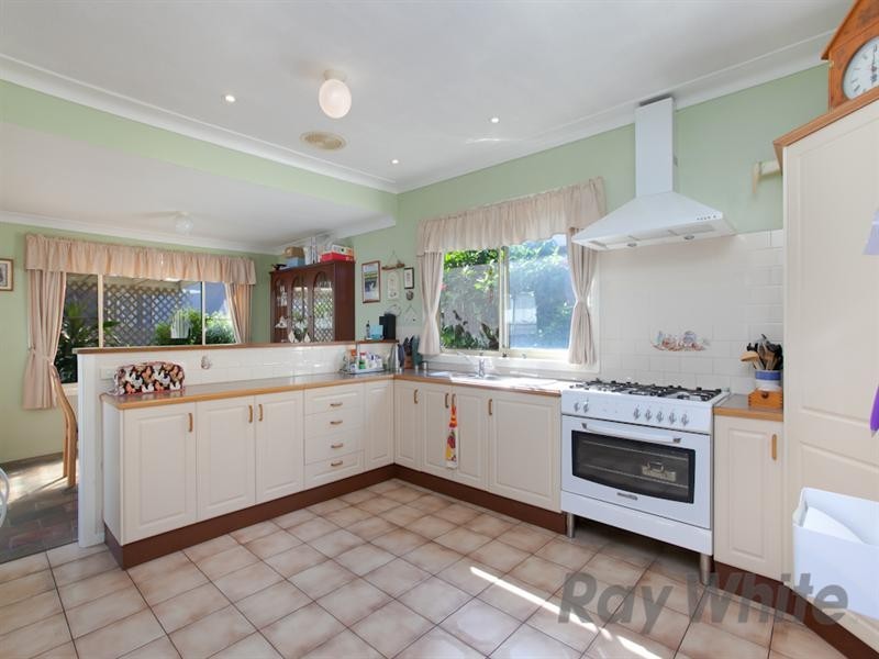 4 Pembroke Street, Stockton NSW 2295