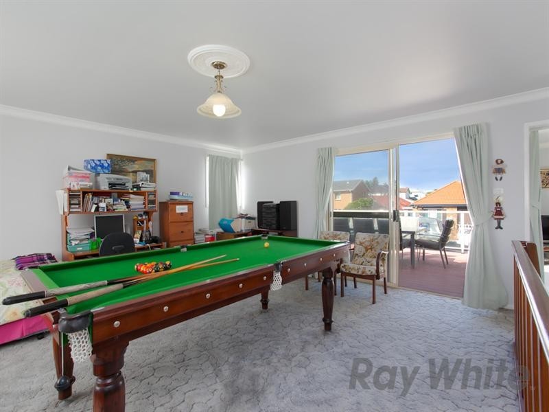 4 Pembroke Street, Stockton NSW 2295