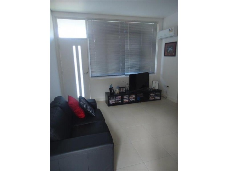 5/4 Hillview Crescent, Newcastle NSW 2300